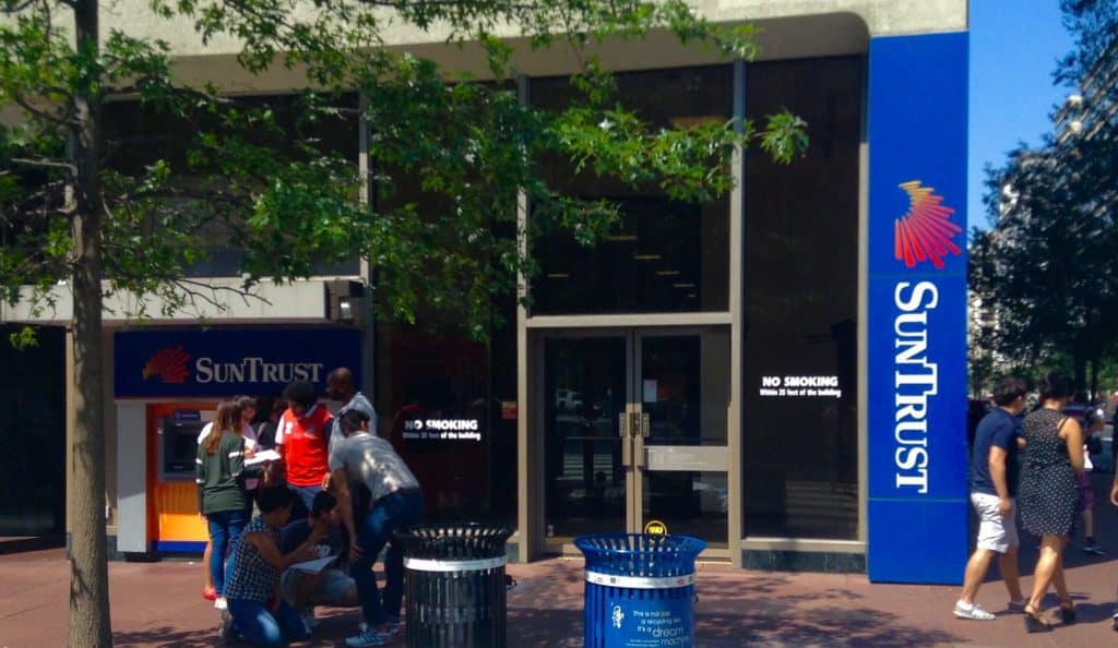 Why Are Banks Closed On Sundays? (7 Reasons Why)