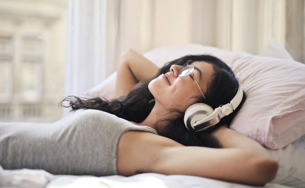 Why Do People Hum? (9 Reasons Why) VeryInformed